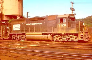DUPLICATE SLIDE PENN CENTRAL GP-40 #3128 CEDAR HILL, CONNECTICUT JULY 30, 1972 - Picture 1 of 1