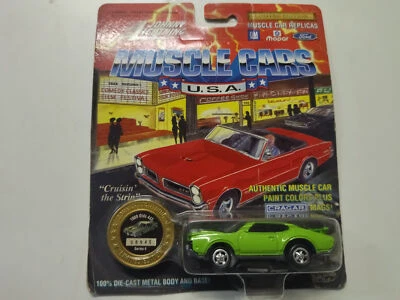 OLDSMOBILE 442 1969 GREEN MUSCLE CARS USA VINTAGE 1:64 JOHNNY LIGHTNING - Imagen 1 de 3
