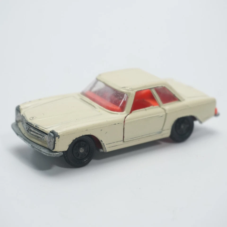Siku 2.8” MERCEDES 280SL Diecast Vintage SILVER Car V302 Rare Germany 1:64 - Image 1 of 4