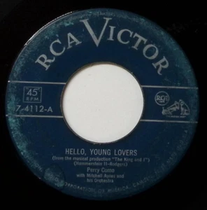 PERRY COMO HELLO, YOUNG LOVERS/WE KISS IN A SHADOW RCA VICTOR VINYL 45 55-72 - Picture 1 of 3
