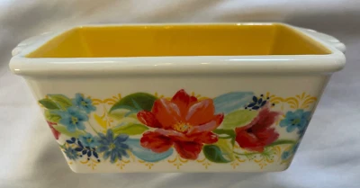 Mini sartén de cerámica con diseño de ramo de primavera The Pioneer Woman - amarillo por dentro Foto 1 de 3