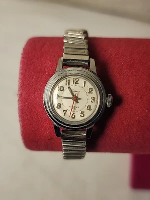 VINTAGE HELBROS INVINCIBLE NURSES RED SECONDS LADIES WATCH - Works  - Image 1 of 4
