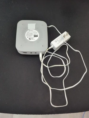 SAMSUNG SmartThings STH-ETH-250 Smart Home Hub - Image 1 of 4