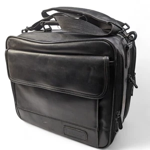 Targus Black Leather Laptop Computer Messenger Bag w/ Shoulder Strap CUN1/0CU2 - Picture 1 of 12