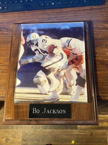 Bo Jackson 10 X 13 Football Wall Plaque Los Angeles Raiders Cover