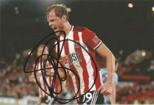 FOTO DE ACCIÓN 6x4 firmada por Richard Stearman Sheffield United + certificado de autenticidad - Imagen 1 de 1