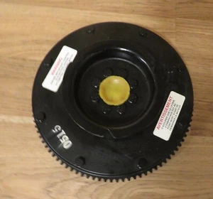 40 hp Mercury Mariner Flywheel Electric start 8722A15 - Picture 1 of 5