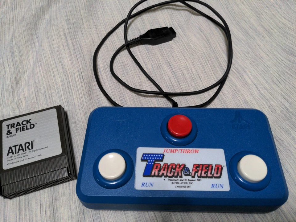 Track & Field with controller TESTED/WORKING Atari  400 800 600XL 800XL 1200XL - Imagem 1 de 4