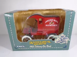 Maßstab 1:25--ERTL--ANHEUSER BUSCH 1905 DELIVERY DIE CAST CAR BANK (NEU) - Bild 1 von 6
