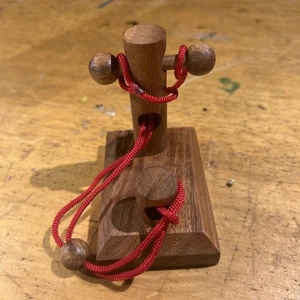 Lumberjack Wood Puzzle Game Brain Teaser Type T Toy Rope Ring Vintage Fun - Picture 1 of 3