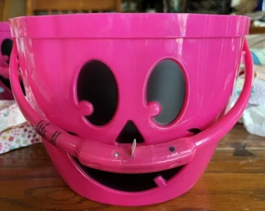 LIMITED EDITION T-MOBILE PINK LIGHT UP TRICK OR TREAT HALLOWEEN CANDY BUCKET - Picture 1 of 3