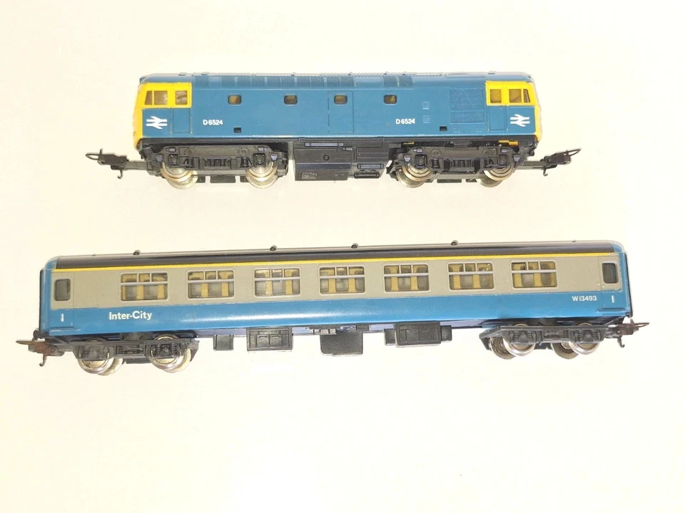 Lima BR Intercity Loco & Carriage. Good Cond. Minor Damage. HO Scale.  2 rail DC - Image 1 of 4
