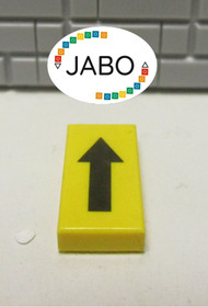 A9/23/5) LEGO 3069p12 Tile Yellow 1x2 with Arrow 6399 6941 6339 4990 8538 1352