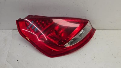 FORD FIESTA 2011 3 PUERTAS LUZ TRASERA LADO PASAJERO LADO CERCANO LUZ TRASERA LUZ TRASERA 8A61-13405-A Foto 1 de 4