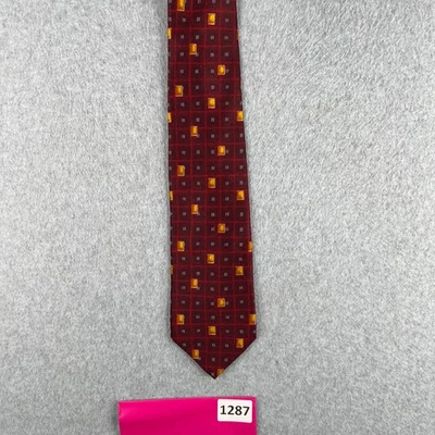 Corbata Hugo Boss Cuello Borgoña Geométrica Seda Hecha en Italia Foto 1 de 4