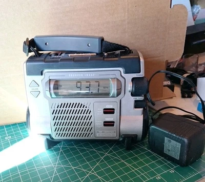 Sharper Image GT400 World AM/FM Shortwave Portable Radio  - Image 1 of 4
