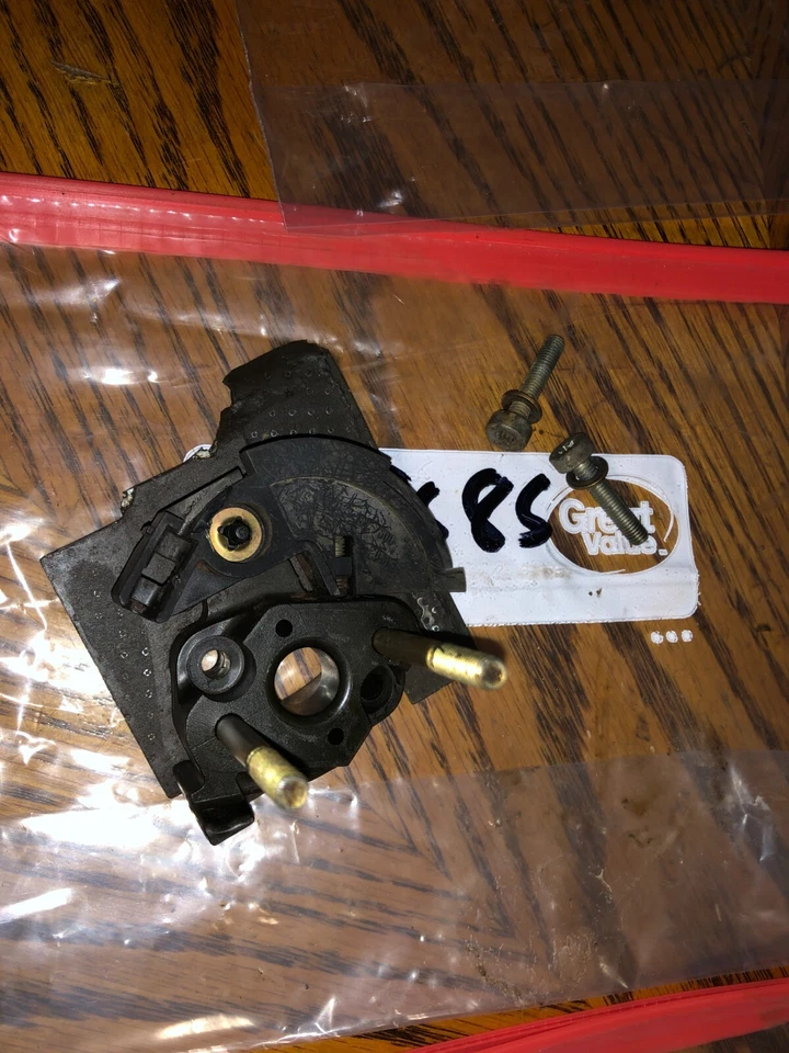 STIHL FS85 FS 85 FS80 FS75 RECORTADORA ADMISIÓN CARBURADOR CON PERNOS FABRICANTE ORIGINAL ENVÍO GRATUITO Foto 1 de 1