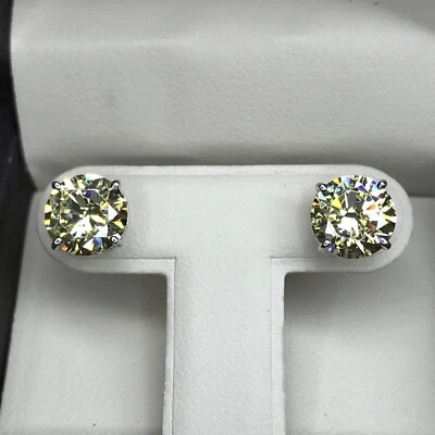 Pendientes de diamantes redondos amarillos elegantes de 5 quilates hechos por el hombre de oro macizo de 14 k  Foto 1 de 4