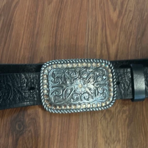 Justin black leather belt with silver buckle - Picture 1 of 6
