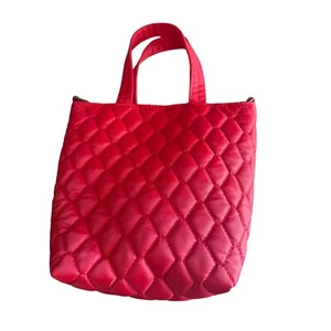 LUG 2023 Limited Edition Tip Toe Crossbody Poppy Red Holiday - Picture 1 of 10