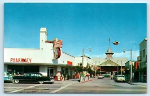 POSTAL Balboa California 1950 Street View farmacia deporte pueblo de pesca - Imagen 1 de 2