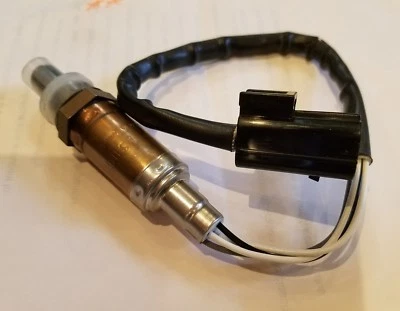 Land Rover Discovery Freelander or Jaguar pn 5767A Bosch Oxygen Sensor 258003193 - Image 1 of 4