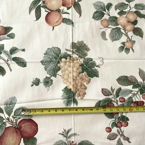 Tela Fondo Crema con Fruta 26" Ancho 26" Largo Cojín Tapicería Cortinas - Imagen 1 de 7
