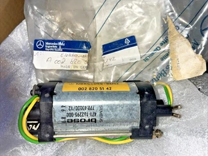 NUEVO Motor Asiento Eléctrico Mercedes W126 W124 W201 0028205142 Bosch 0130008011 NOS - Imagen 1 de 24