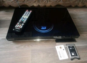 Samsung BD-H8909S 3D Blu-Ray Player / 1TB HDD-Recorder, DVB-S, WLAN - Bild 1 von 5