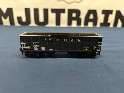 Con-Cor HO Interstate #7695 2-Bay Ribbed Hopper Car NO BOX - Image 1 of 4
