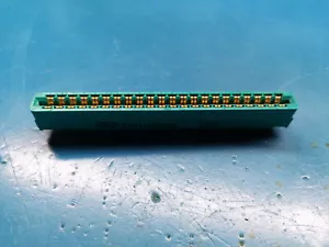 Dale 44 Pin Card Edge Connector Form HP Agilent Test Gear EB81-BN22GW - Picture 1 of 8