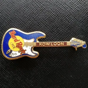 KOWLOON CHINA🇨🇳Hard Rock Cafe® HRC PIN BLUE FATBOY FENDER STRATOCASTER GUITAR - Picture 1 of 3