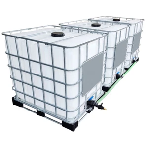  3000l IBC Wassertank nebeneinander mit Schlauch Tankverbindung - Bild 1 von 5