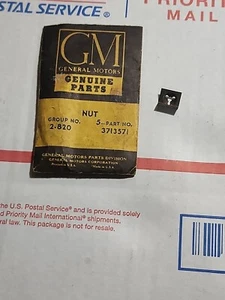 1955-1956 Chevrolet NOS Horn Blowing Cap Special Speed Nut GM # 3713571 - Picture 1 of 3