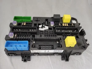 OEM 2008 2009 SATURN ASTRA DRIVER LEFT REAR TRUNK FUSE BOX 94700412 - Picture 1 of 4