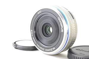 [Near Mint] Olympus M.ZUIKO 17mm f/2.8 Silber aus Japan / Q258 - Bild 1 von 12