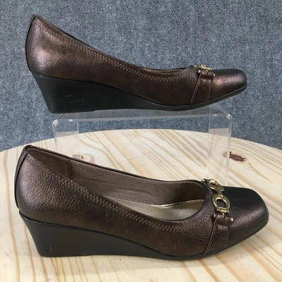 LifeStride 鞋女式 6 M Galso 泵青铜人造皮革休闲楔形高跟鞋 — 第 1/4 张图片