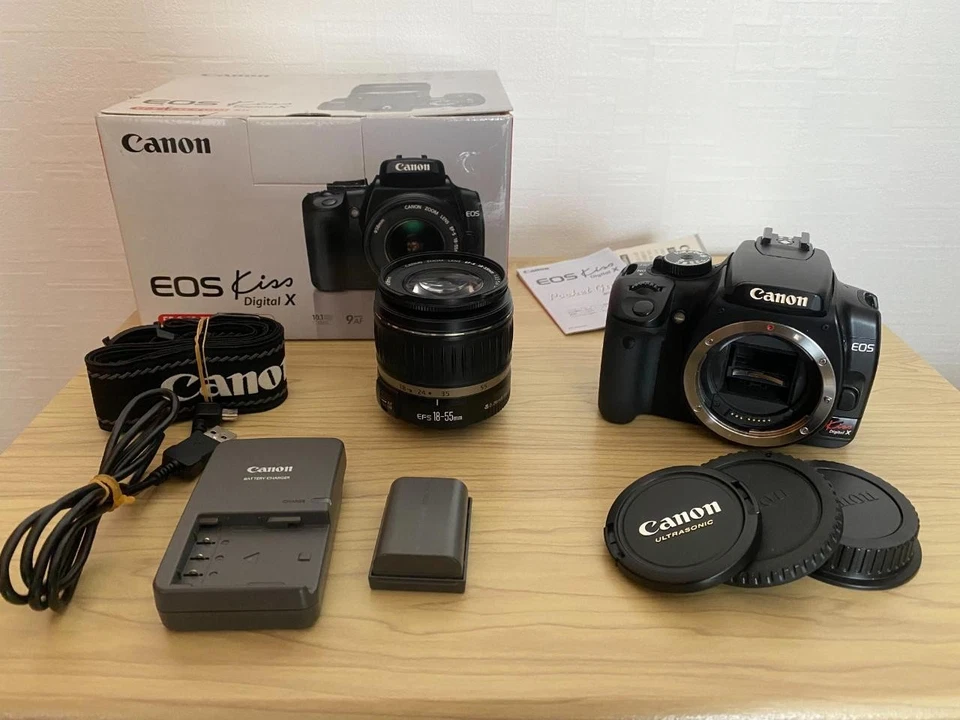  Canon EOS Kiss Digital X (EOS Digital Rebel XTi)/ EF-S 18-55mm F/3.5-5.6 Ⅱ USM - Image 1 of 4