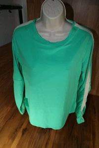 Avia women's size S(4-6) t-shirt green w/stripe on long sleeves scoop neck - Picture 1 of 7