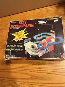 Dah Yang Toys 1985 City Interchange Taiwan batteriebetrieben #2030 - Bild 1 von 7