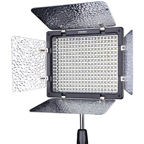 Luz LED de video para cámara YONGNUO YN300III con temperatura de color ajustable Foto 1 de 4