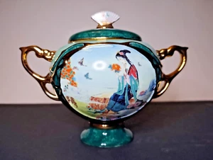 Heirloom Porcelain Music Box Beauties of the Red Mansion Ying Chun #A0869 - Picture 1 of 5