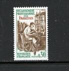 France 1964 HANDICAPPED LABORATORY TECH IN WHEELCHAIR  MNH SC 1083
