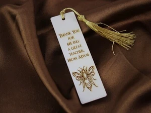 Personalised Bee Wooden Engraved Bookmark for Gift - Golden Tassel Included - Picture 1 of 5