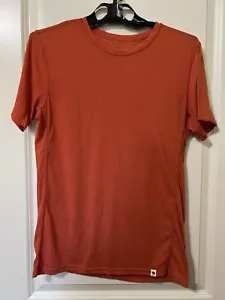 Fjall Raven T-Shirt Men’s Size Medium Rust Short Sleeve Lightweight Performance - Picture 1 of 5
