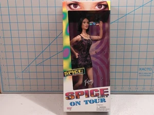 Spice Girls On Tour Victoria Posh Spice Figure, Galoob 1998 - Picture 1 of 7