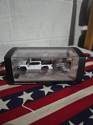 Corredor delantero GCD DiecastTalk Toyota Tacoma blanco Foto 1 de 4