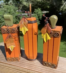 Set Of 3 Folk Art Wood Pumpkins Autumn Rustic Halloween Decor Figurine - Picture 1 of 6