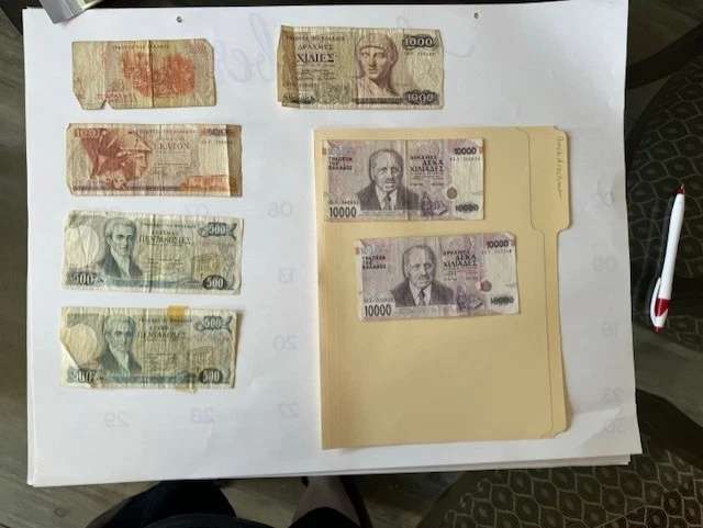 Lot of 8 Greek Drachma Banknotes – 10,000 to 50 Drachma – Pre-Euro Greece – UNC  - Image 1 of 1