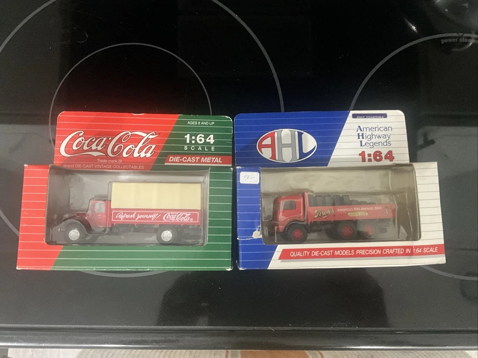 Vintage Coca-cola Mack Die Cast Truck Model CJ C02011 1 64